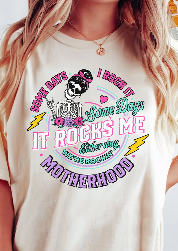 Motherhood Crewneck/T-Shirt